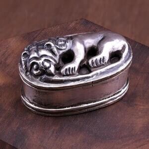 Antique Sterling Silver Chinese Lion Snuff Box Trinket Box
